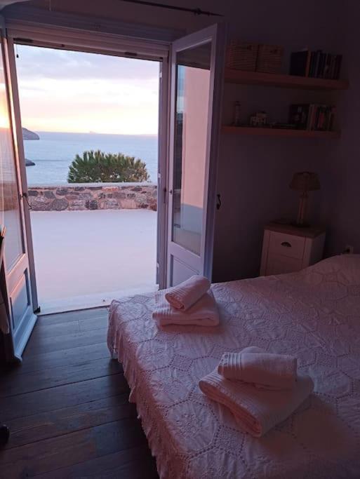 C & C _ Cycladic House With Endless Sea View Villa Ermoupoli Ngoại thất bức ảnh