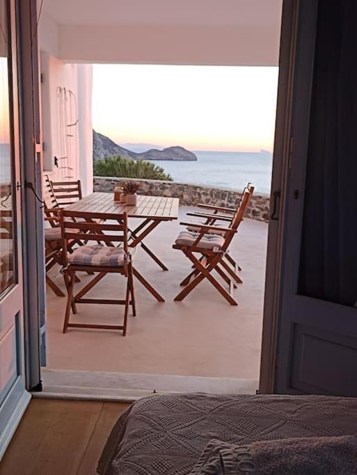 C & C _ Cycladic House With Endless Sea View Villa Ermoupoli Ngoại thất bức ảnh